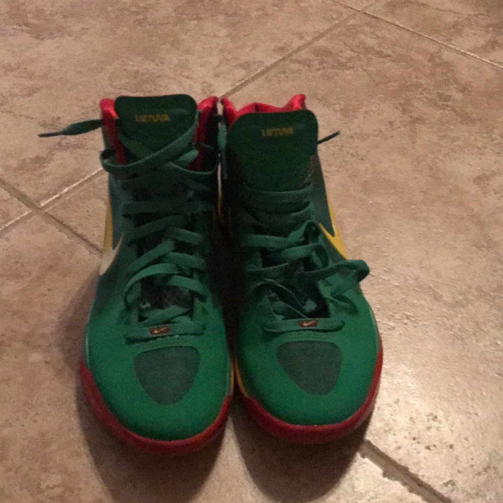 Nike Hyperdunks